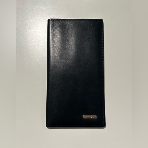 GUCCI *Authentic* Long Wallet - Picture 1 of 8